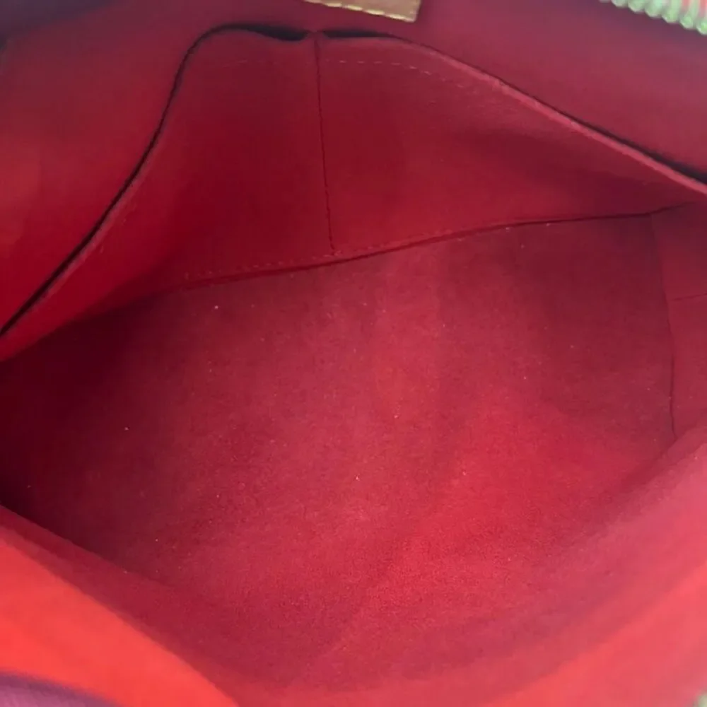 Louis Vuitton Women Pre-Loved Bag Very Good Condition